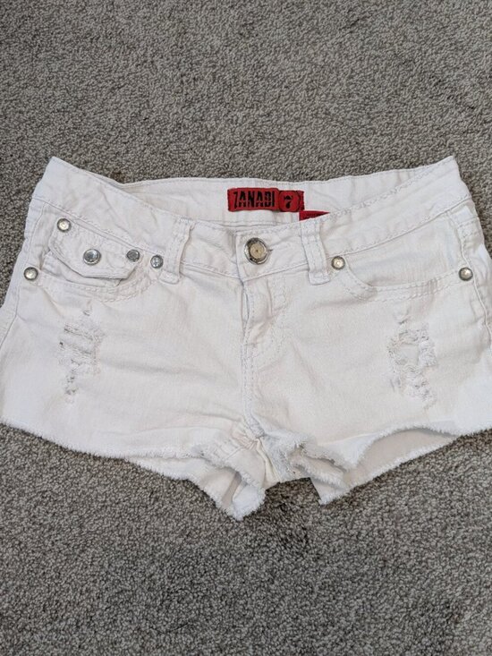 Zanadi Pants - ZANADI White Stretch Denim Cut-Off Distressed Bling Shorts; Size 7 Juniors